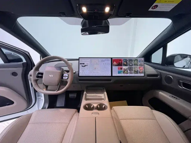 Li Auto i6 — Фото автомобиля 9