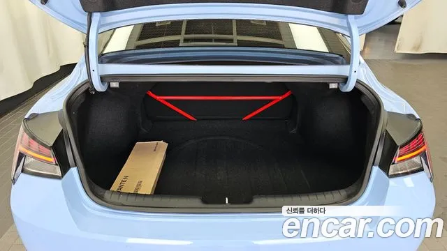 Hyundai AVANTE — Фото автомобиля 20