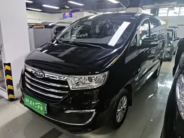 Фотография автомобиля — JAC Refine M3