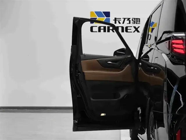 Toyota Alphard — Фото автомобиля 7
