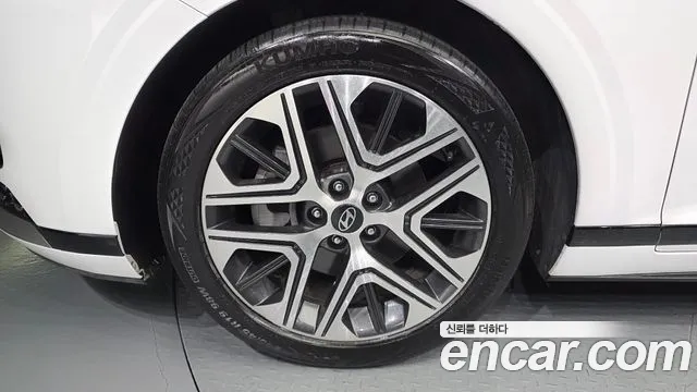 Hyundai Grandeur GN7 — Фото автомобиля 5