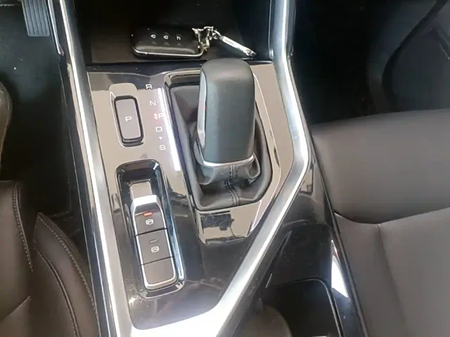 Wuling Asta — Фото автомобиля 13