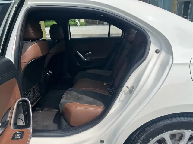 Mercedes-Benz A-Class — Фото автомобиля 15