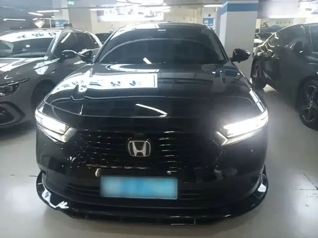 Honda Accord — Фото автомобиля 2