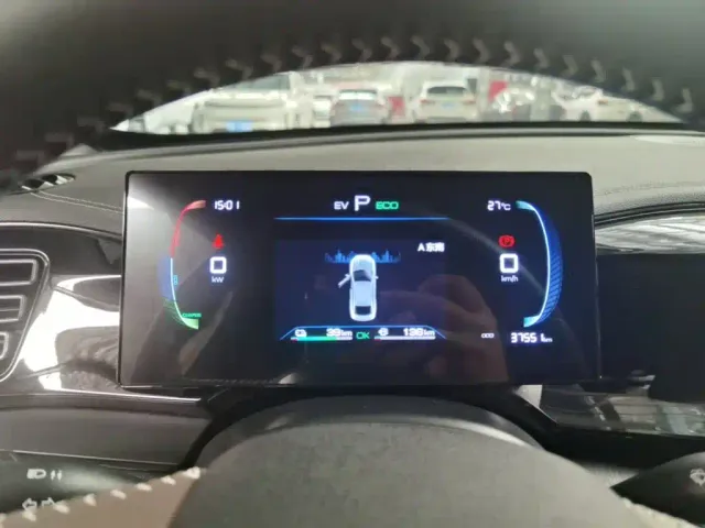 BYD Qin PLUS — Фото автомобиля 11