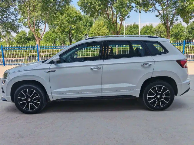 Skoda Karoq — Фото автомобиля 5