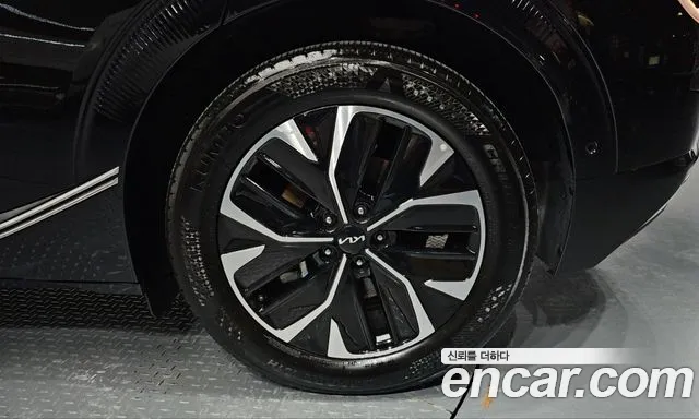 Kia EV6 — Фото автомобиля 6