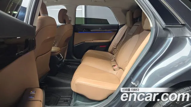 Hyundai Grandeur GN7 — Фото автомобиля 17