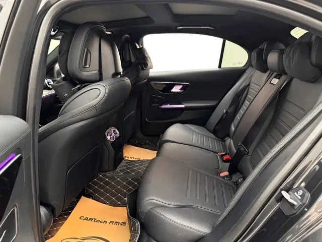 Mercedes-Benz C-Class — Фото автомобиля 9