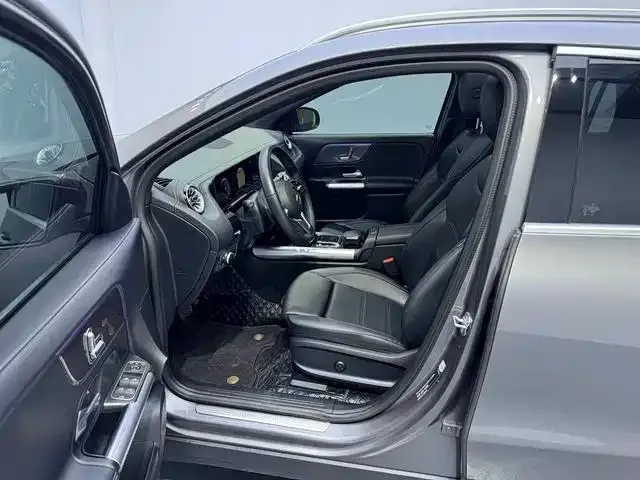 Mercedes-Benz EQA — Фото автомобиля 13