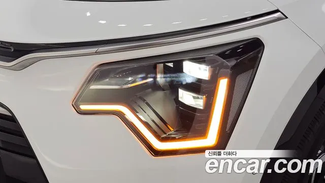 Kia Niro The All New Niro Signature — Фото автомобиля 22