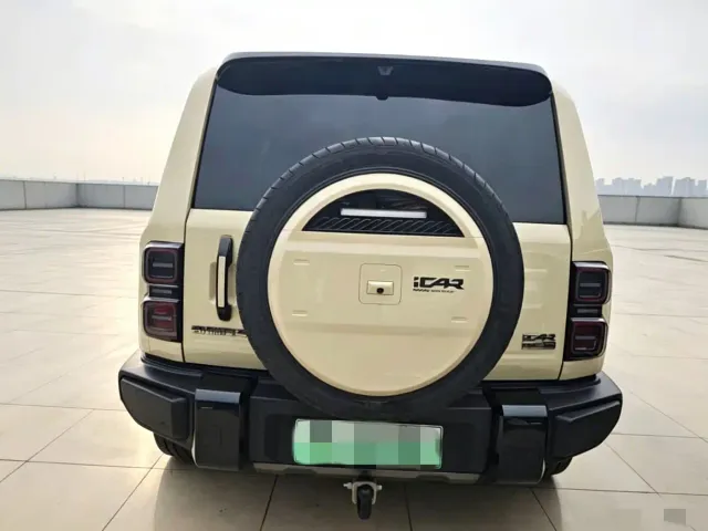 iCAR V27 — Фото автомобиля 8