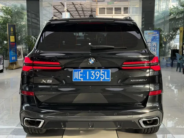 BMW X5 — Фото автомобиля 4