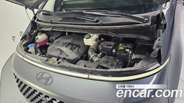 Hyundai Staria Staria 4WD Lounge 9 мест — Фото автомобиля 6