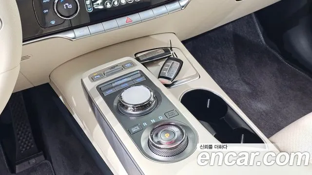 Genesis GV70 Electrified — Фото автомобиля 12