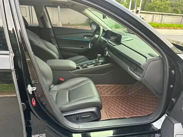 Honda Accord — Фото автомобиля 17