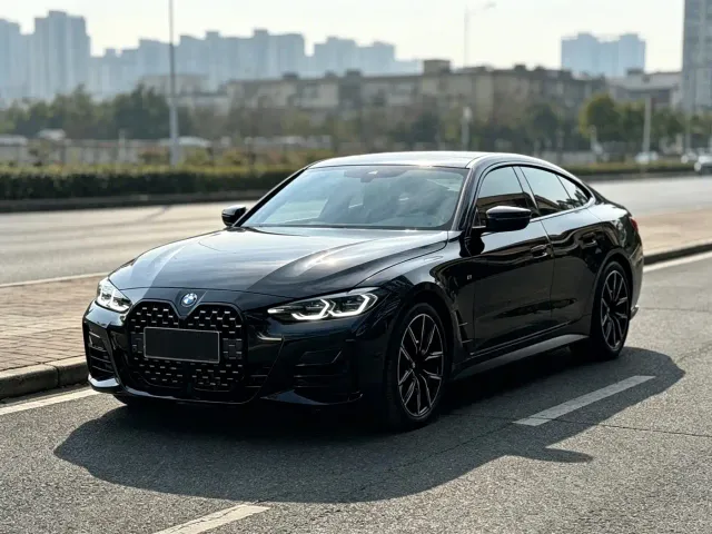 Фотография автомобиля — BMW 4 Series