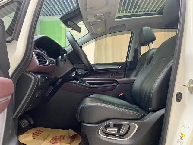 GAC Trumpchi M6 — Фото автомобиля 8