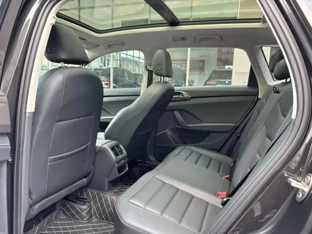 Volkswagen Tharu — Фото автомобиля 8