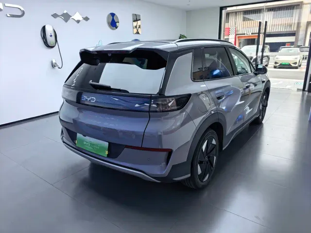 BYD Sealion 05 EV — Фото автомобиля 5