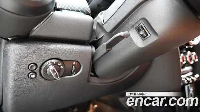 MINI Cooper — Фото автомобиля 16