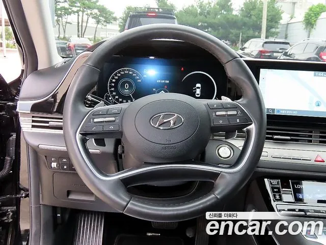 Hyundai Grandeur Grandeur (New) — Фото автомобиля 14