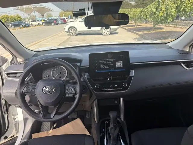 Toyota Corolla Cross — Фото автомобиля 7