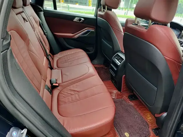 BMW BMW X6 2022 xDrive30i M Sport Package — Фото автомобиля 11