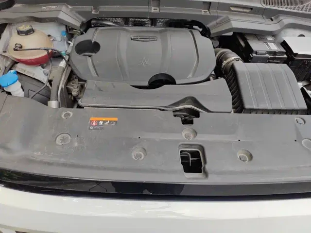 Geely ICON — Фото автомобиля 10