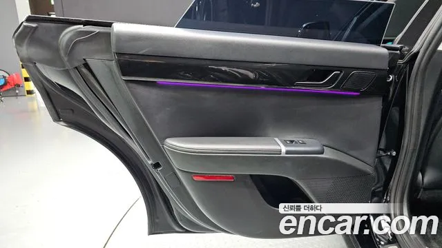 Hyundai Grandeur GN7 — Фото автомобиля 14