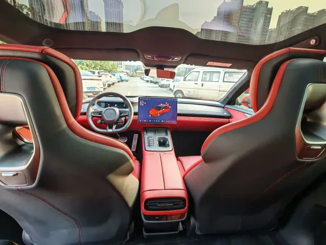 Xiaomi SU7 — Фото автомобиля 5