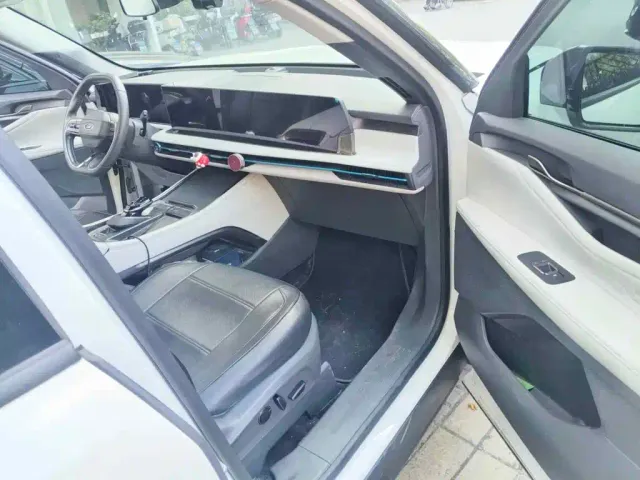 Ford Edge — Фото автомобиля 13