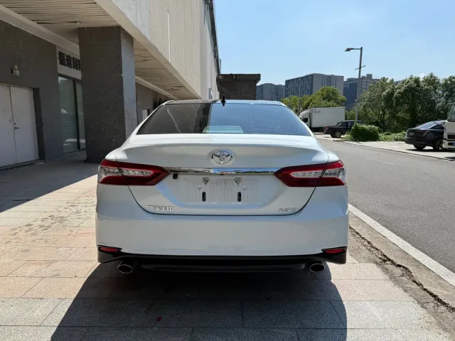 Toyota Camry — Фото автомобиля 7