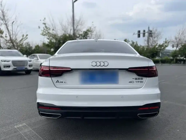 Audi A4L — Фото автомобиля 7