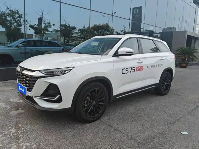 Фотография автомобиля — Changan CS75