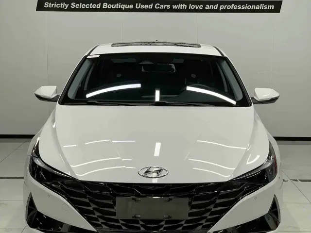 Hyundai Elantra — Фото автомобиля 2