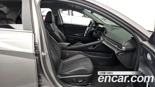 Hyundai Avante CN7 — Фото автомобиля 11