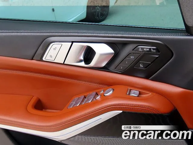 BMW X7 — Фото автомобиля 12
