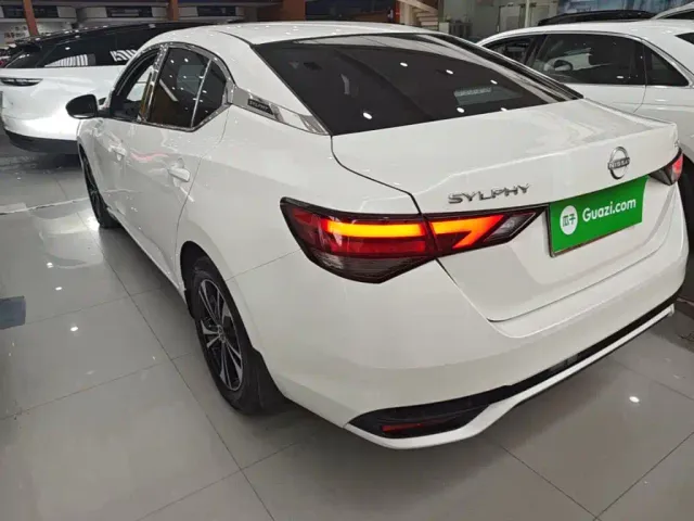 Nissan Sylphy — Фото автомобиля 4