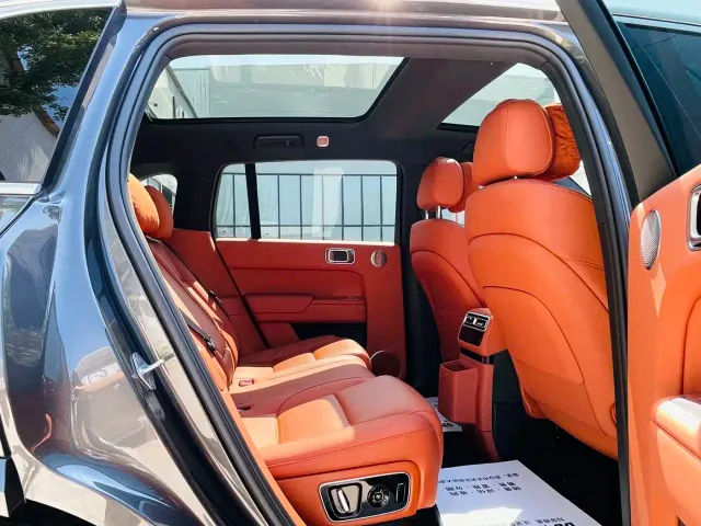 Li Auto L7 — Фото автомобиля 15