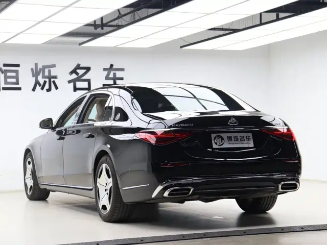 Mercedes-Benz Maybach S-Class — Фото автомобиля 26