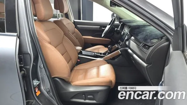 Renault-KoreaSamsung QM6 Новый QM6 2.0 GDe RE Signature 2WD — Фото автомобиля 26
