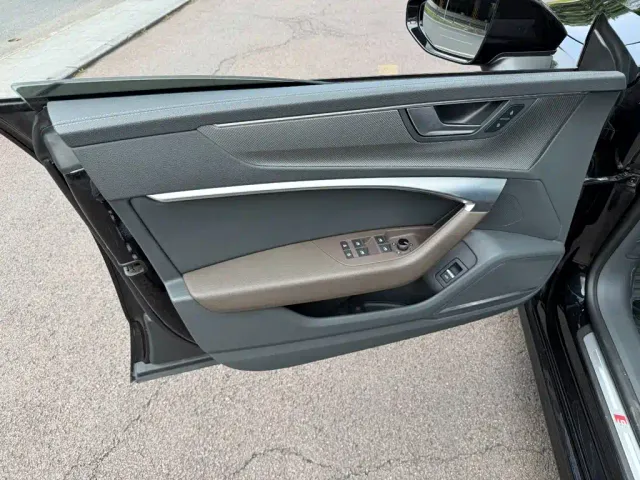 Audi A7L — Фото автомобиля 6