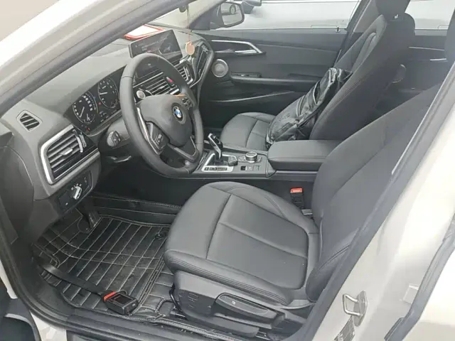 BMW 1 Series — Фото автомобиля 14