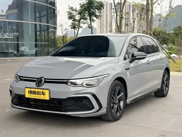 Фотография автомобиля — Volkswagen Golf