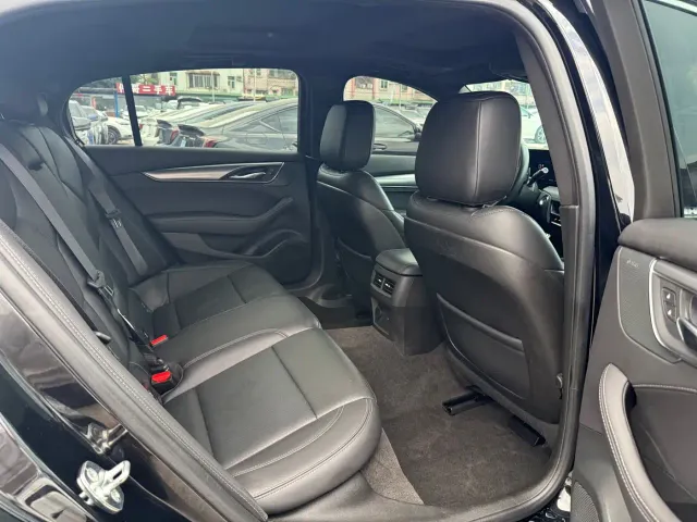 Cadillac CT5 — Фото автомобиля 5