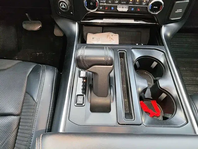 Ford F-150 Raptor — Фото автомобиля 13