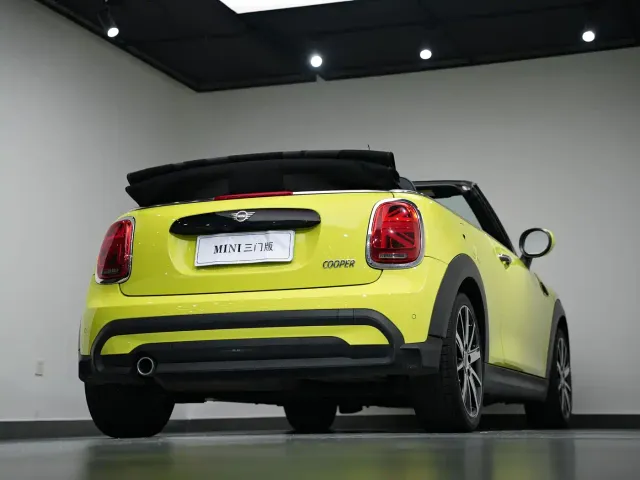 MINI Hatch — Фото автомобиля 2