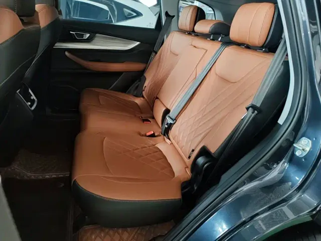 Chery Tiggo 8 PLUS — Фото автомобиля 16