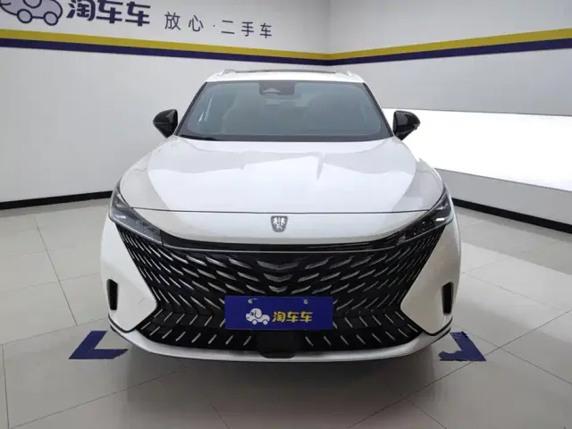 Roewe RX5 — Фото автомобиля 2